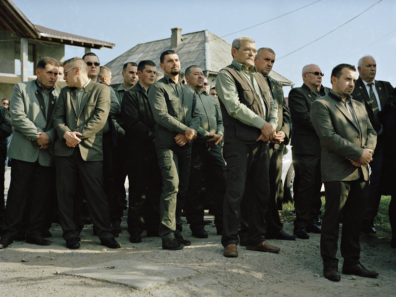 b2780302-3b22-4ee4-883c-237b9e4d6b6f