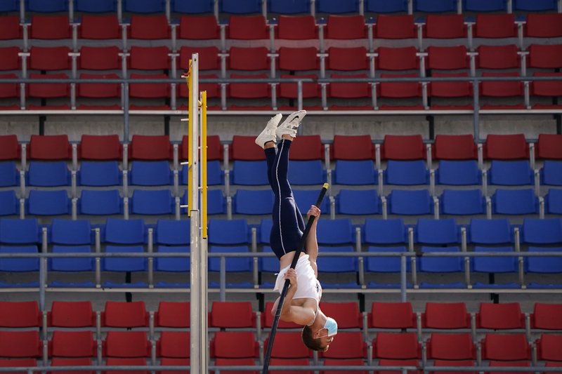 e3e93622-0ad4-40a0-bab4-159b3ddf2052