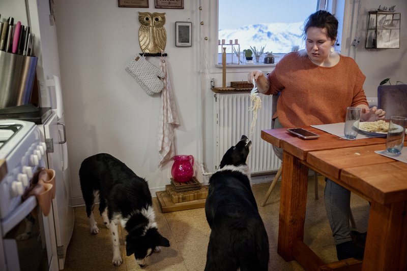 e334dc63-1ded-46b5-ae27-a718ee3a5250