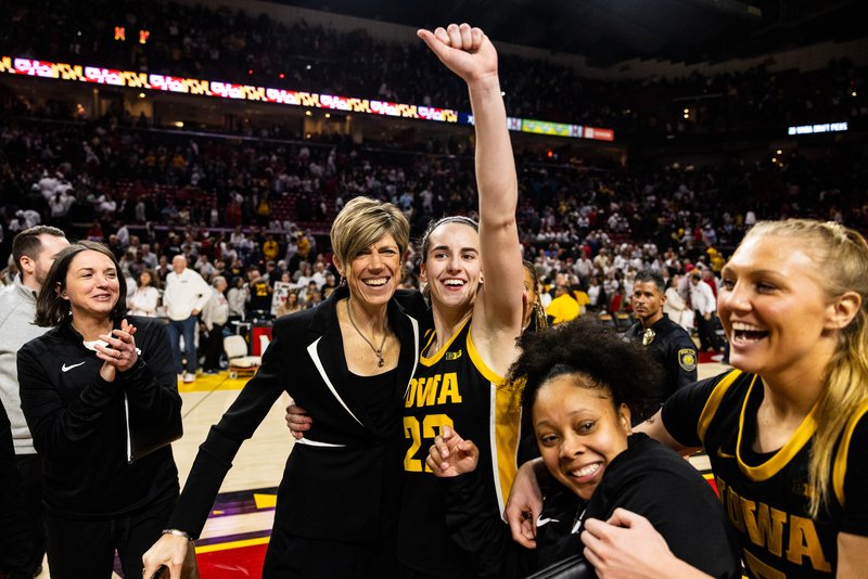 a5b3bfbf-91c3-4765-8392-399aee7b2789