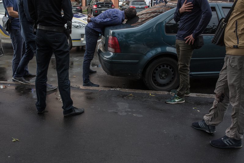 98b8e935-4160-4be9-9241-e8e0b21e4682