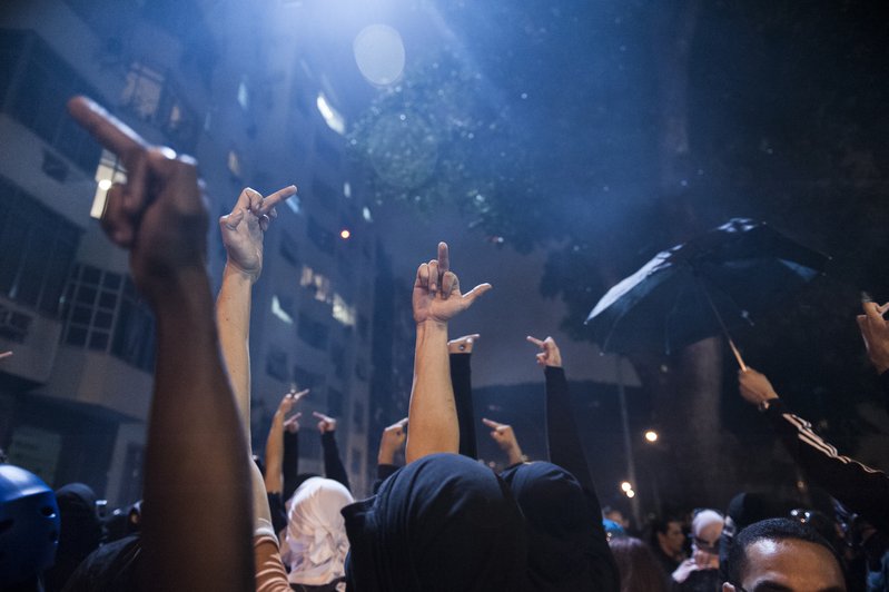 19dec8cf-389e-43f1-b52d-d838d81d6be3