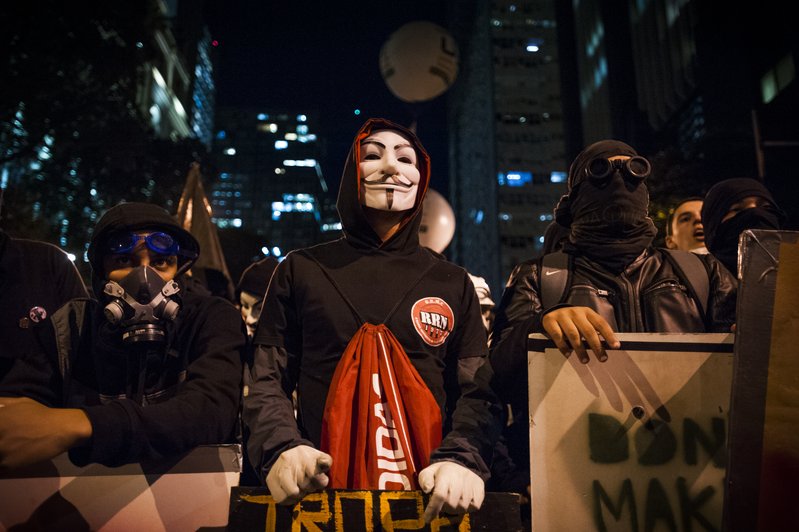 42007382-a5f5-46ec-9af7-0a8d3d74a80d