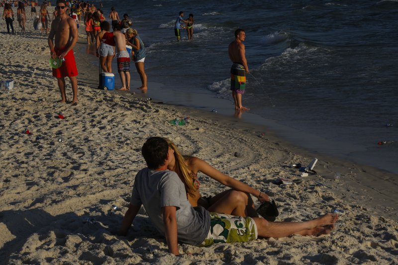 dc40ceef-5909-41da-bafe-4fd35102c3a4