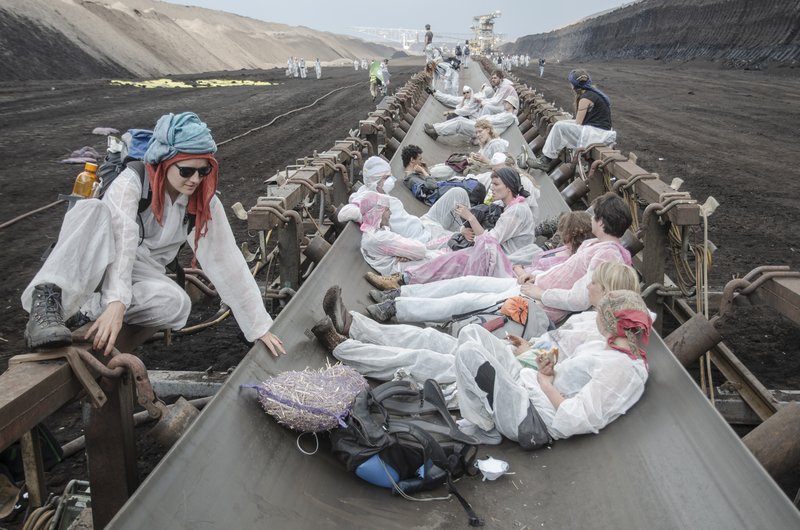 b9fdac3c-76b5-46a1-968e-1d98c2d82deb