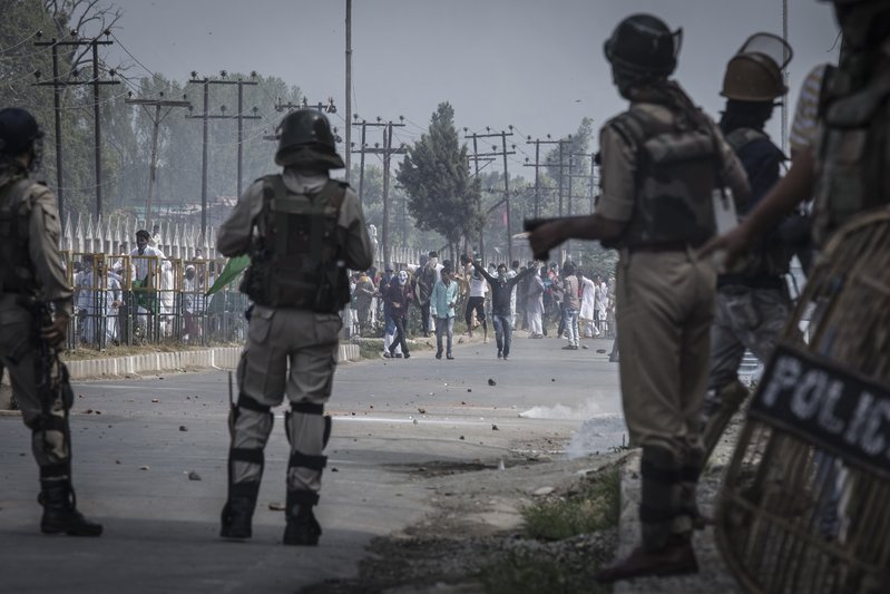 48f7645e-99e3-40c9-bd10-643c78a1b395