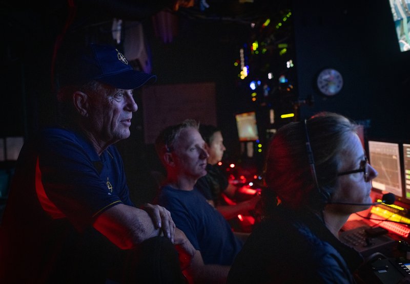 72d856af-c0ec-4e26-a95e-8abd2e8c946b